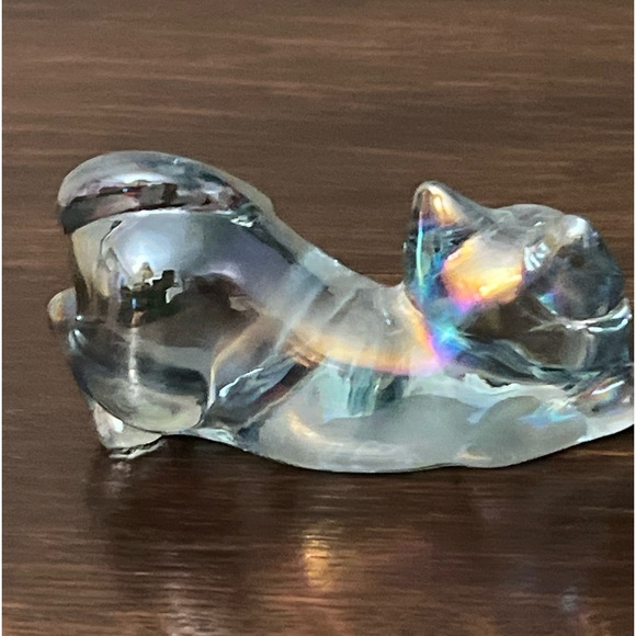 Vintage Fenton Hand painted Iridescent Crouching Kitty - Picture 7 of 7